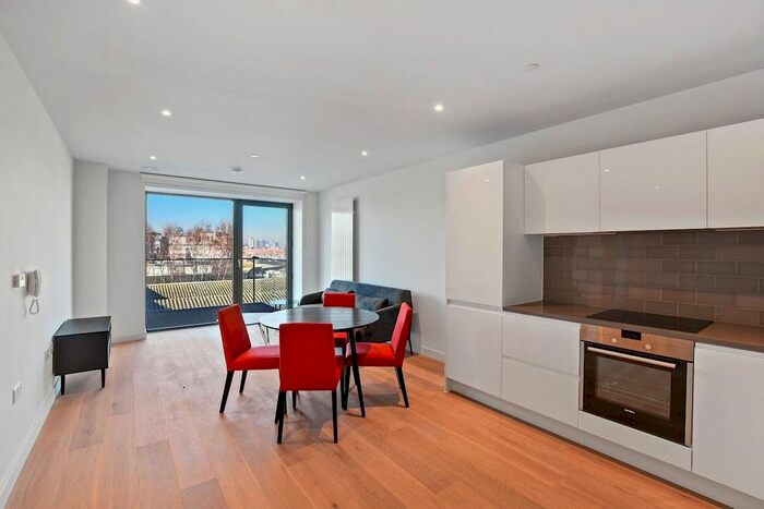 1 Bedroom Flat To Rent In Shipwright Street, London, E16