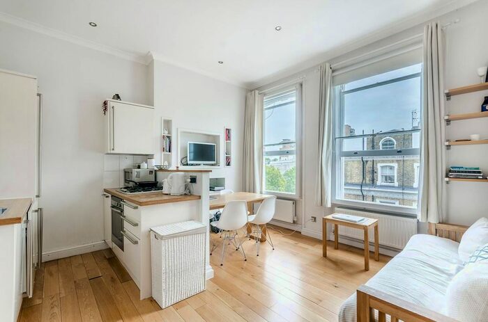 1 Bedroom Flat To Rent In Cromwell Road, Kensington, London, SW5