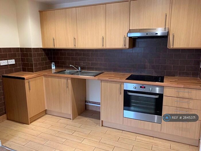 1 Bedroom Maisonette To Rent In Victoria Road, Ferndown, BH22