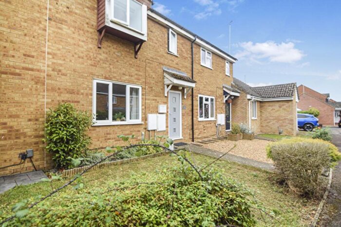 3 Bedroom Terraced House For Sale In Holmehill, Godmanchester, PE29