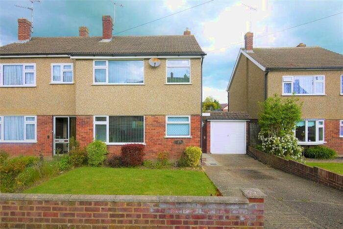 3 Bedroom Semi-Detached House To Rent In The Gardens, Doddinghurst, Brentwood, CM15