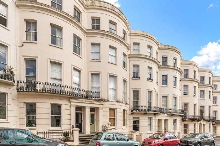 1 Bedroom Apartment For Sale In Lansdowne Place, Hove, BN3