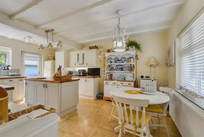 3 Bedroom Detached House For Sale In College Street, Long Eaton, NG10