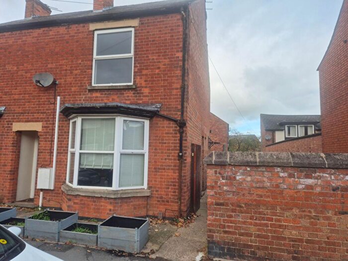 2 Bedroom Semi Detached House To Rent In Kings Road, Melton Mowbray, LE13