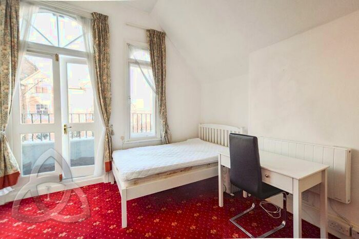 Studio To Rent In Canfield Gardens, NW6