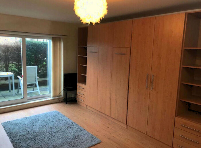 Studio To Rent In Amelia House, Boulevard Drive, London, NW9