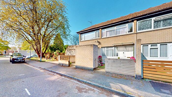 2 Bedroom Terraced House For Sale In Heritage Close, Uxbridge, UB8