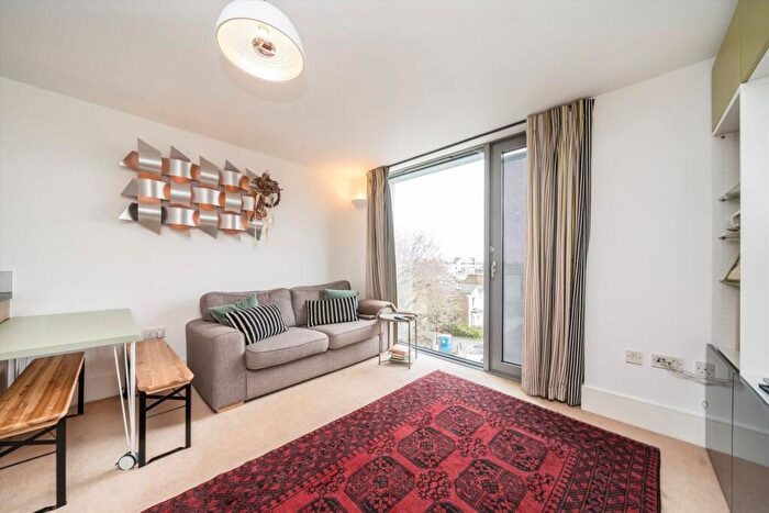 2 Bedroom Flat For Sale In Highbury Stadium Square, Highbury, N5