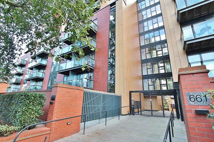 1 Bedroom Flat To Rent In Westgate House, Isleworth, TW7