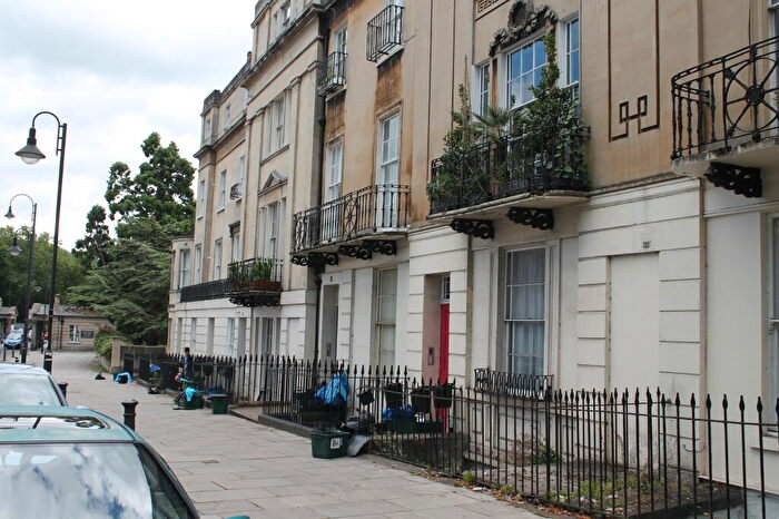 1 Bedroom Flat To Rent In Cleveland Place West, Bath, BA1