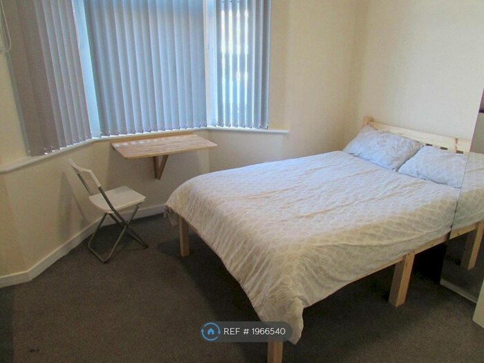 Studio To Rent In Bills Included, Coventry, CV2