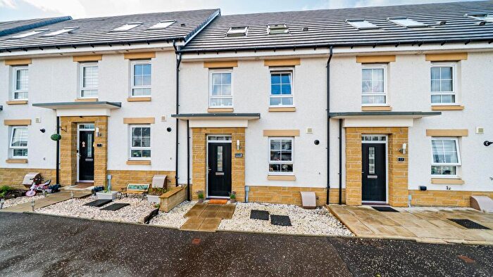 4 Bedroom Town House For Sale In Lady Glen Place, Newton Mearns, G77