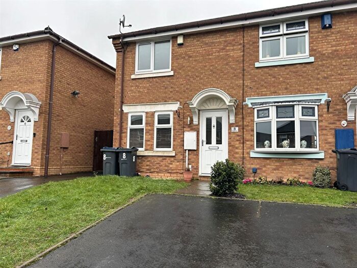 2 Bedroom End Terrace House To Rent In Princethorpe Close, Shard End, Birmingham, B34