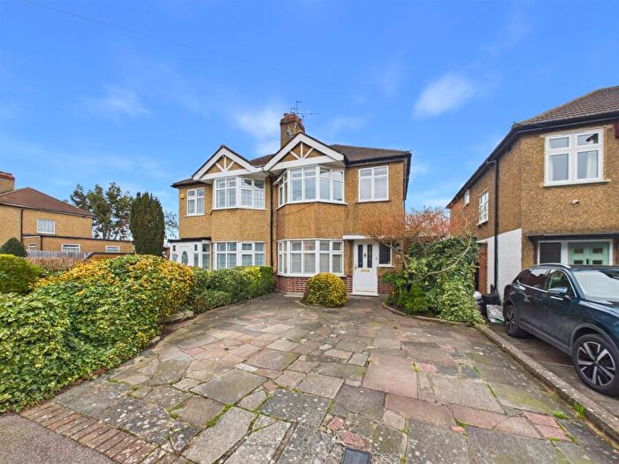 3 Bedroom Semi Detached House For Sale In Mount Park Road, Pinner, HA5