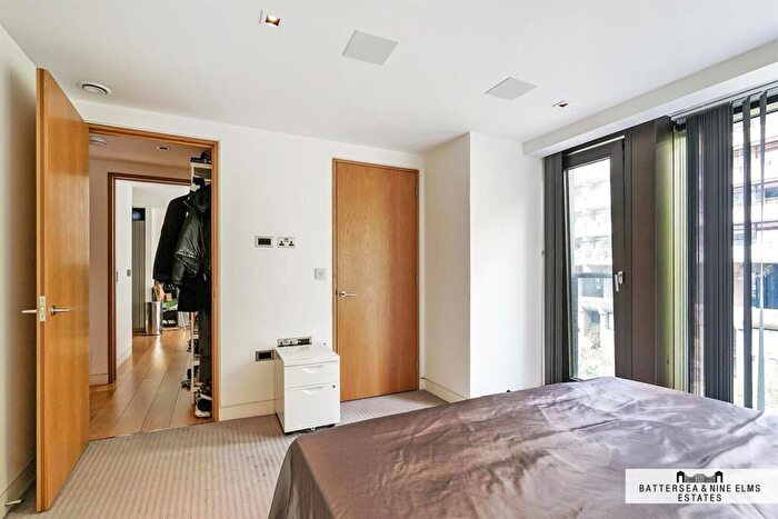 1 Bedroom Apartment For Sale In Roman House, Wood Street, EC2Y