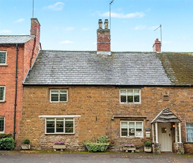 2 Bedroom Terraced House For Sale In High Street, Lower Brailes, Banbury, Warwickshire, OX15