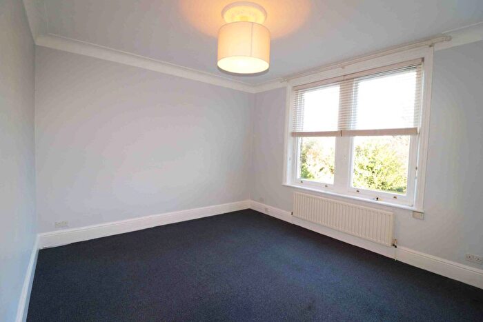 1 Bedroom Flat To Rent In Wickham Road, Beckenham, BR3