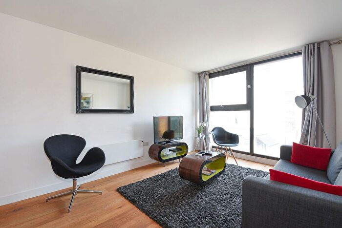 2 Bedroom Flat To Rent In Topham Street, London, EC1R