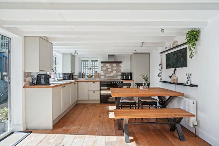 3 Bedroom End Of Terrace House For Sale In Stowhill, Childrey, OX12