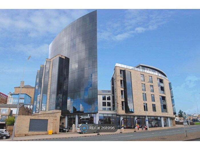 1 Bedroom Flat To Rent In The Gatehaus, Bradford, BD1