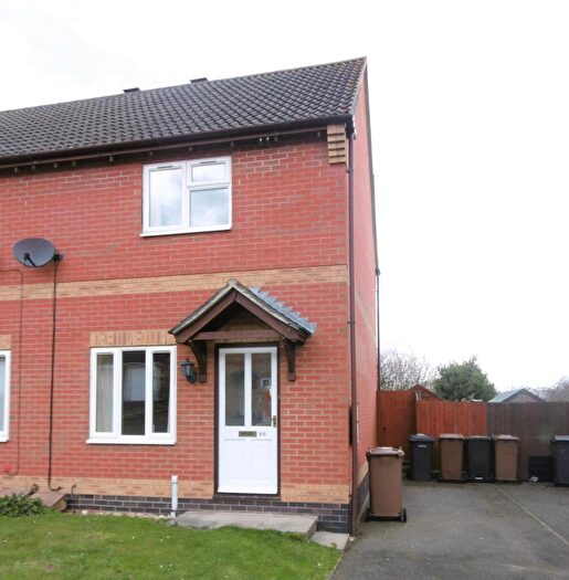 2 Bedroom Semi-Detached House To Rent In Hawks Way, Sleaford, NG34