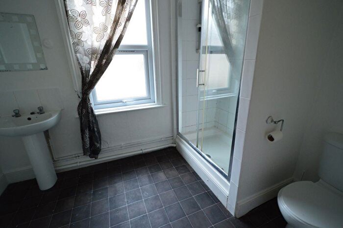 5 Bedroom Private Halls To Rent In Nightingale Road, Southsea, PO5