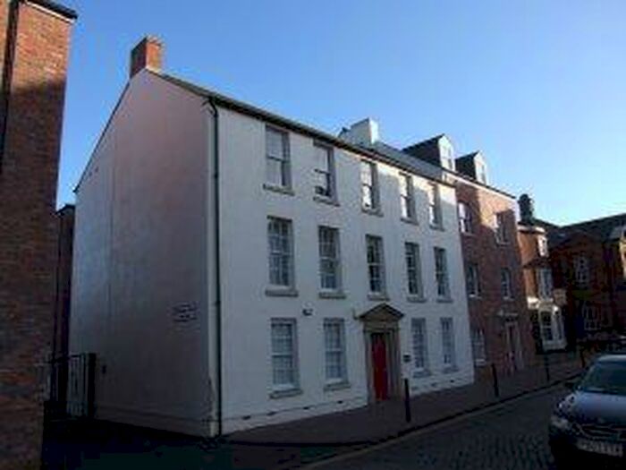 2 Bedroom Flat To Rent In Spinners Yard, Carlisle, CA3