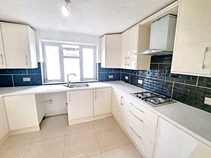 6 Bedroom Terraced House To Rent In Woodcroft Crescent, Uxbridge, Middlesex, UB10