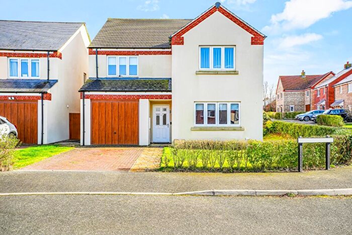 4 Bedroom Detached House For Sale In Buttercup Close, Raunds, NN9