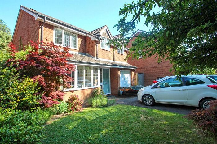 4 Bedroom Detached House For Sale In Cirrus Gardens, Hamble, Southampton, Hampshire, SO31