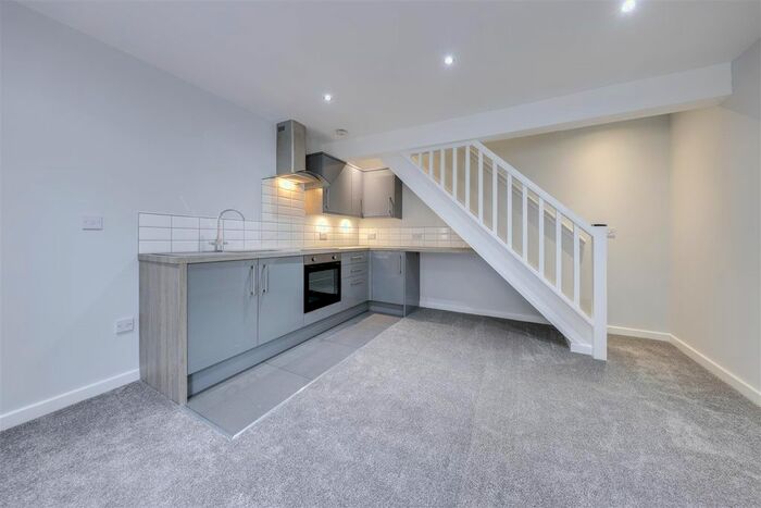 1 Bedroom Terraced House To Rent In Paradise Street, Waterfoot, Rossendale, BB4