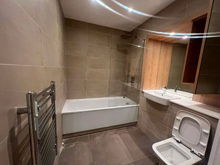 Studio To Rent In Elstree Apartments, Grove Park, London, NW9