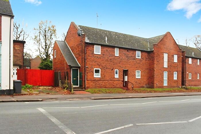 2 Bedroom Flat To Rent In Church Street, Dunstable, LU5