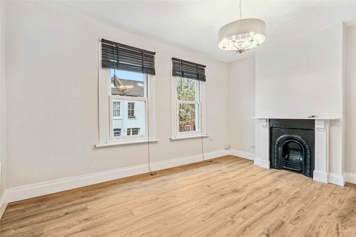 2 Bedroom Flat To Rent In Crimsworth Road, London, SW8