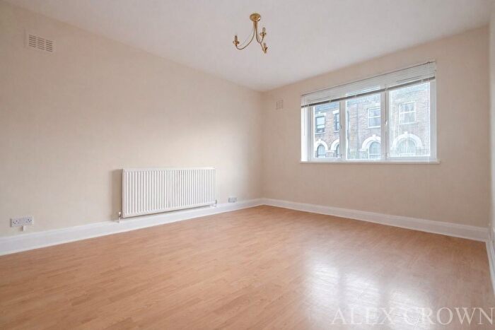 2 Bedroom Flat To Rent In Hurst Lodge Farleigh Road, Stoke Newington, N16