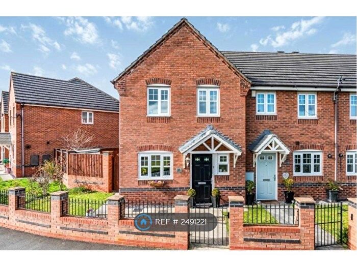 3 Bedroom End Of Terrace House To Rent In Sunflower Drive, Warrington, WA5