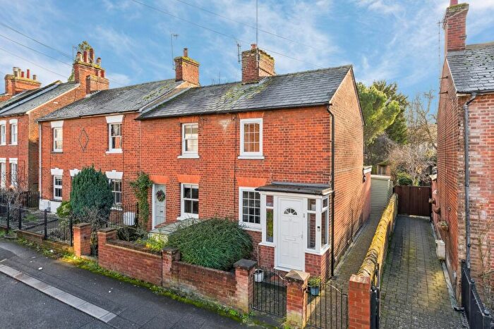 2 Bedroom End Of Terrace House For Sale In Trevor Road, Hitchin, SG4