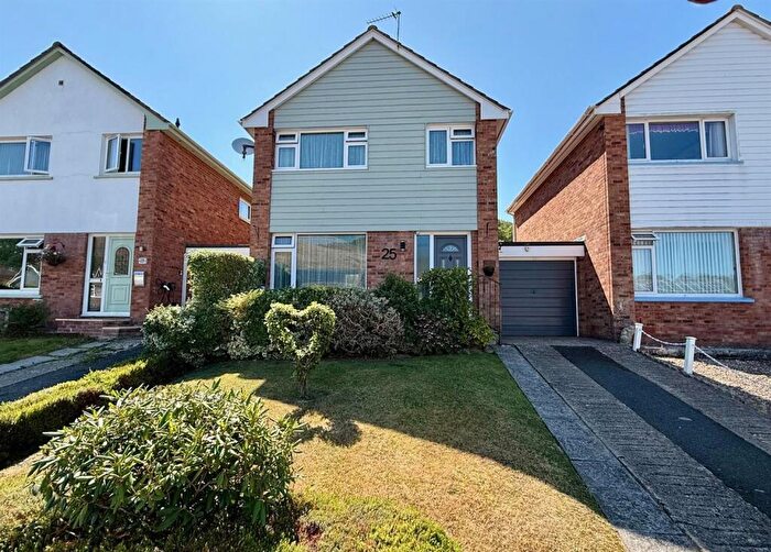 3 Bedroom Link Detached House For Sale In Edge Of Braunton, EX33