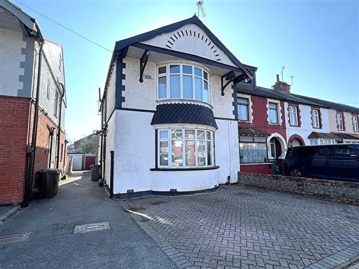 3 Bedroom End Terrace House For Sale In Chatsworth Avenue, Cosham, Portsmouth, Hampshire, PO6