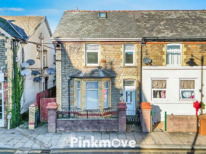3 Bedroom End Of Terrace House For Sale In High Street, Newbridge, Newport, NP11