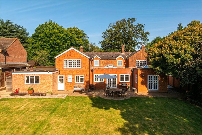 5 Bedroom Detached House For Sale In Mill Lane, Gosmore, Hitchin, Hertfordshire, SG4