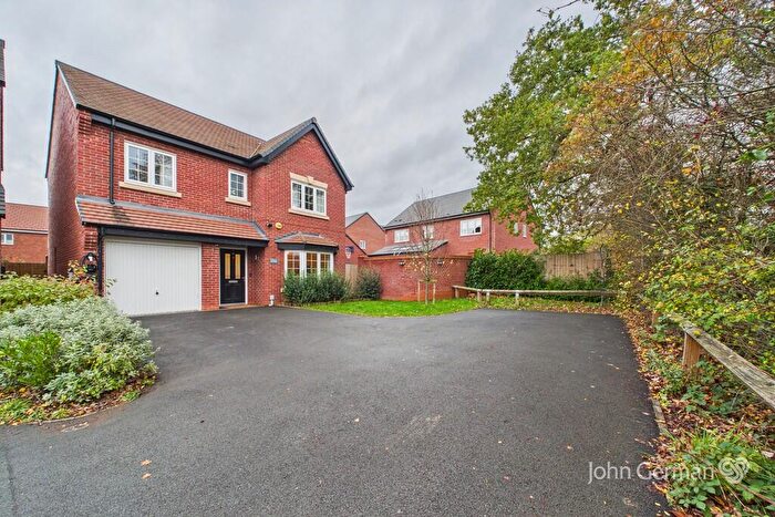 4 Bedroom Detached House For Sale In Sage Court, Mickleover, DE3