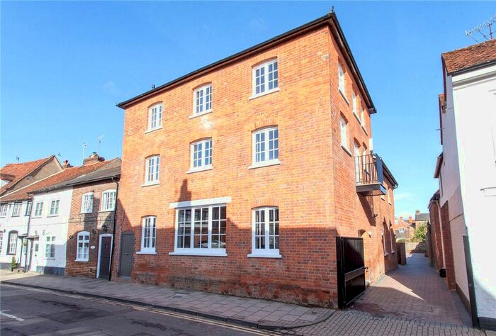 1 Bedroom Flat To Rent In Friday Street, Henley-On-Thames, Oxfordshire, RG9