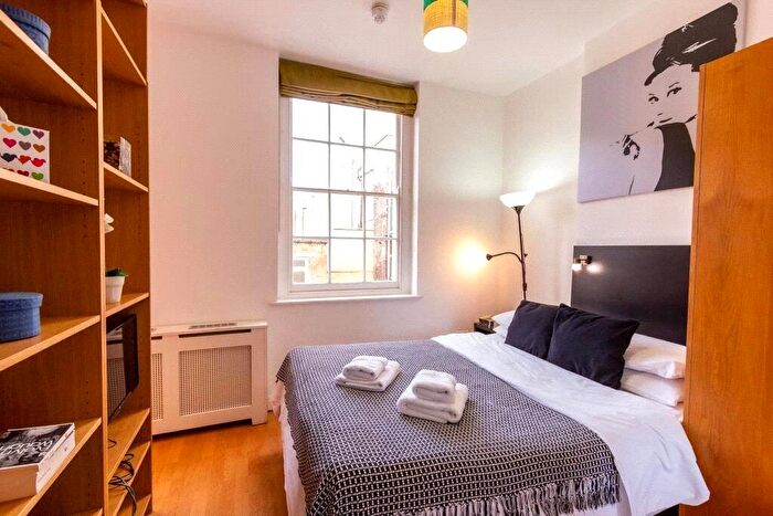 Apartment To Rent In North Gower Street, Euston, London, NW1