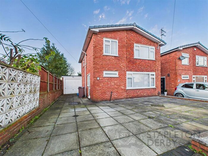 3 Bedroom Detached House To Rent In Ashley Close, Rainhill, Prescot, L35