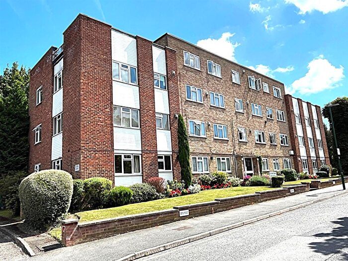 1 Bedroom Flat To Rent In Stanley Road, Sutton, SM2