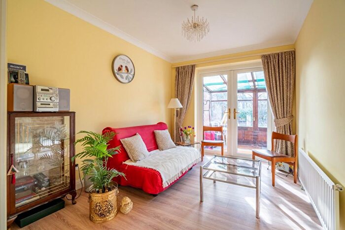 3 Bedroom Detached Bungalow For Sale In Carnoustie Close, York, YO26