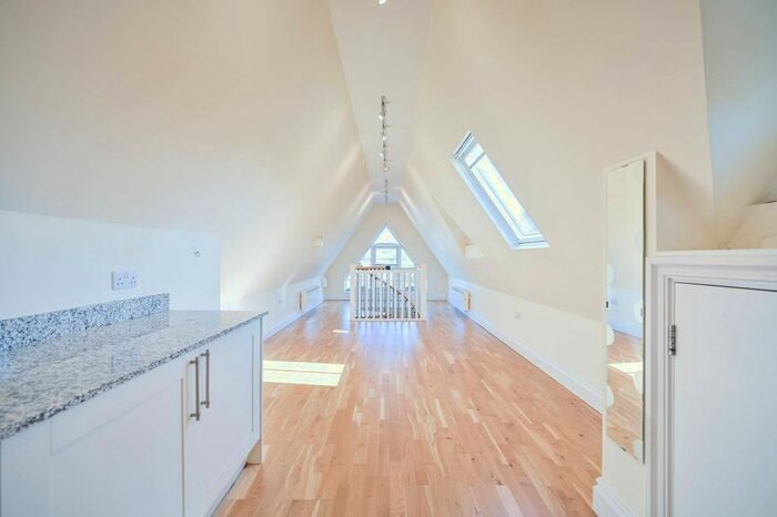 Studio To Rent In Hatch Lane, Windsor, SL4