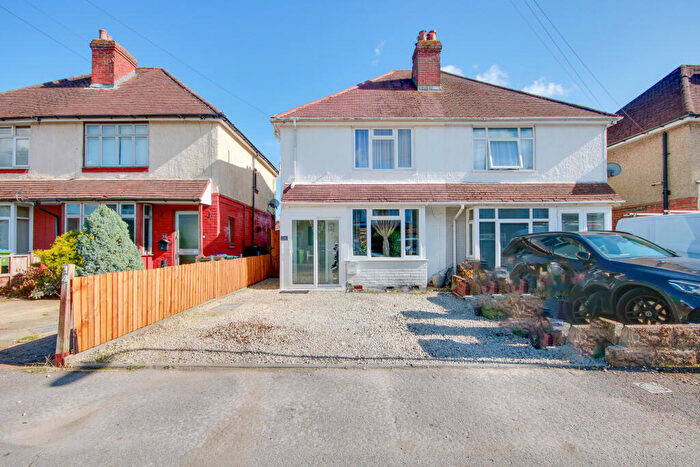 3 Bedroom Semi-Detached House For Sale In Sholing! Extended! Wow Factor Kitchen Diner!, SO19