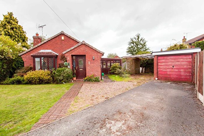 3 Bedroom Detached Bungalow For Sale In Offridge Close, Clowne, S43